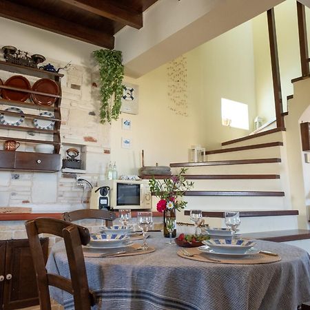 Chara'S Residence Mochlos Dış mekan fotoğraf